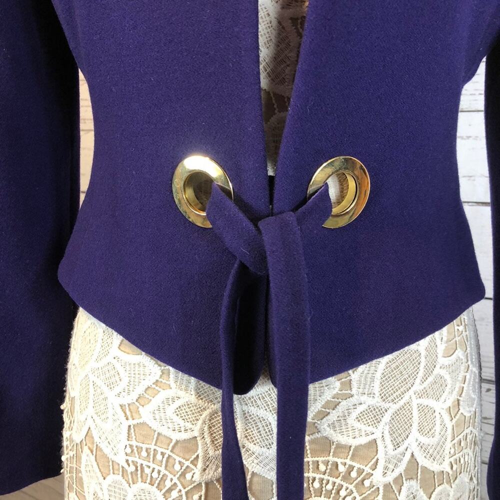 1980s Vintage Purple Wool Cashmere Cropped Blazer Gold Grommet Jacket USA Small - Picture 7 of 13